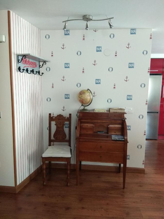Apartamento Cine Colon Рибадео Екстериор снимка